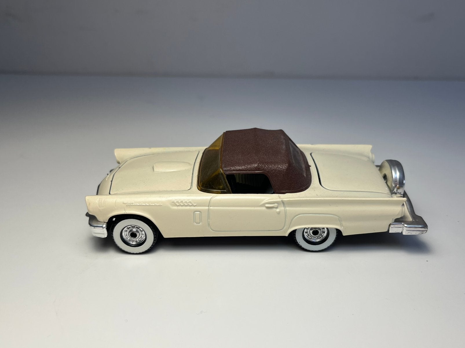 Corgi Toys - Ford Thunderbird - Schaal 1:32, Hobby en Vrije tijd, Ophalen of Verzenden, Zo goed als nieuw, Auto, Corgi