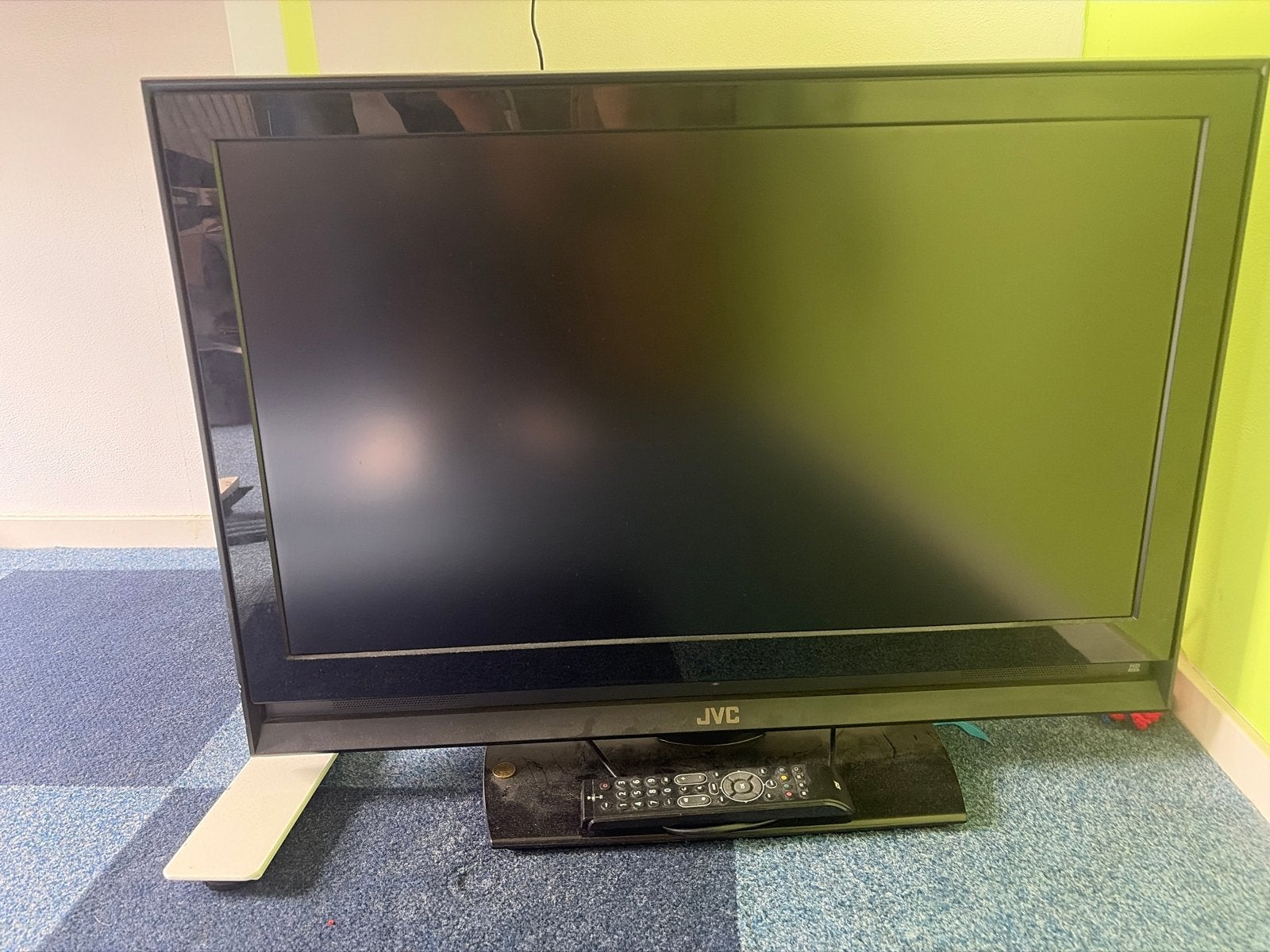 JVC LCD TV met afstandsbediening, Overige merken, Gebruikt, 50 Hz, HD Ready (720p)