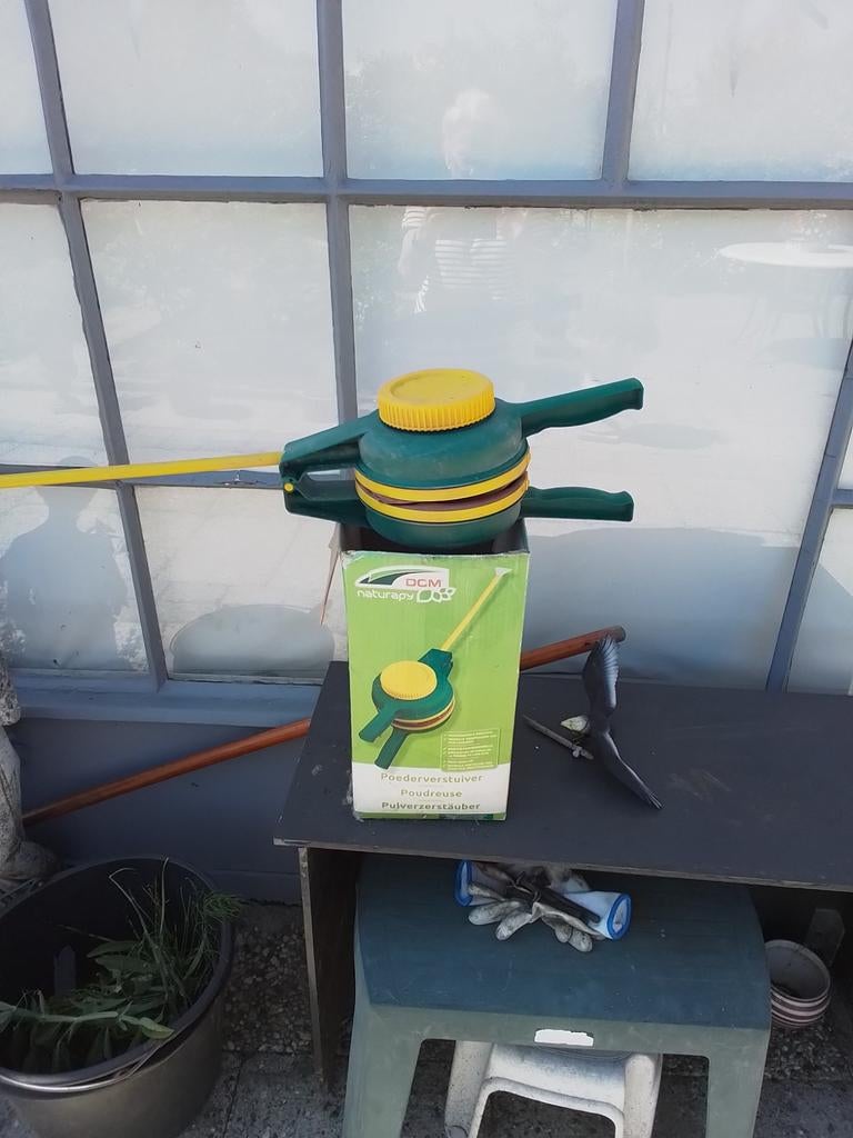 Poederverstuiver, Tuin en Terras, Hand-tuingereedschap, Ophalen, Zo goed als nieuw