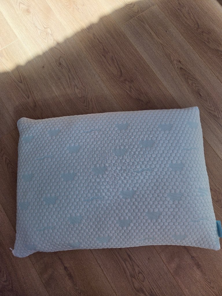 Cloud pillow 1x, Ophalen of Verzenden, Zo goed als nieuw, Eenpersoons, Kussen