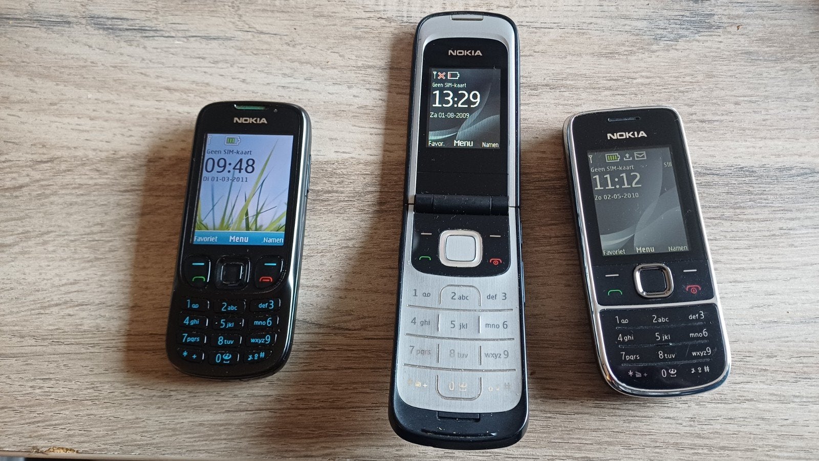 Kleine partij werkende Nokia's zie omschrijving, Zwart, Fysiek toetsenbord, Inklapmodel, Ophalen of Verzenden