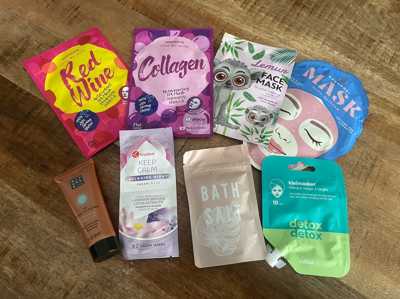 Verzorgingspakket: gezichtsmaskers, badzout, bodylotion, Ophalen of Verzenden, Nieuw, Gehele gezicht, Verzorging