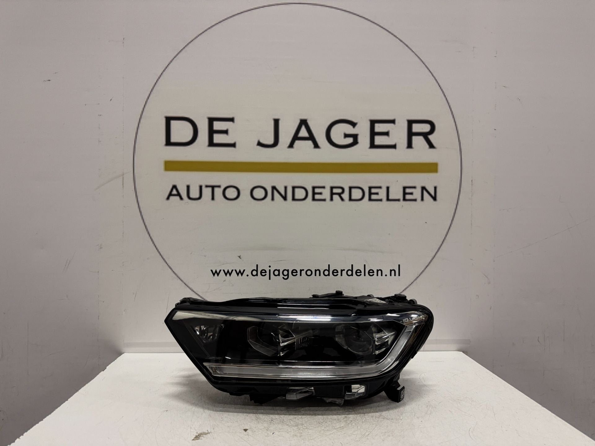 VW T-ROC T ROC IQ LIGHT FACELIFT KOPLAMP LINKS 2GA941035AF, Gebruikt, Volkswagen, Volkswagen AG, Berliner Ring 2
38440  Wolfsburg, DE