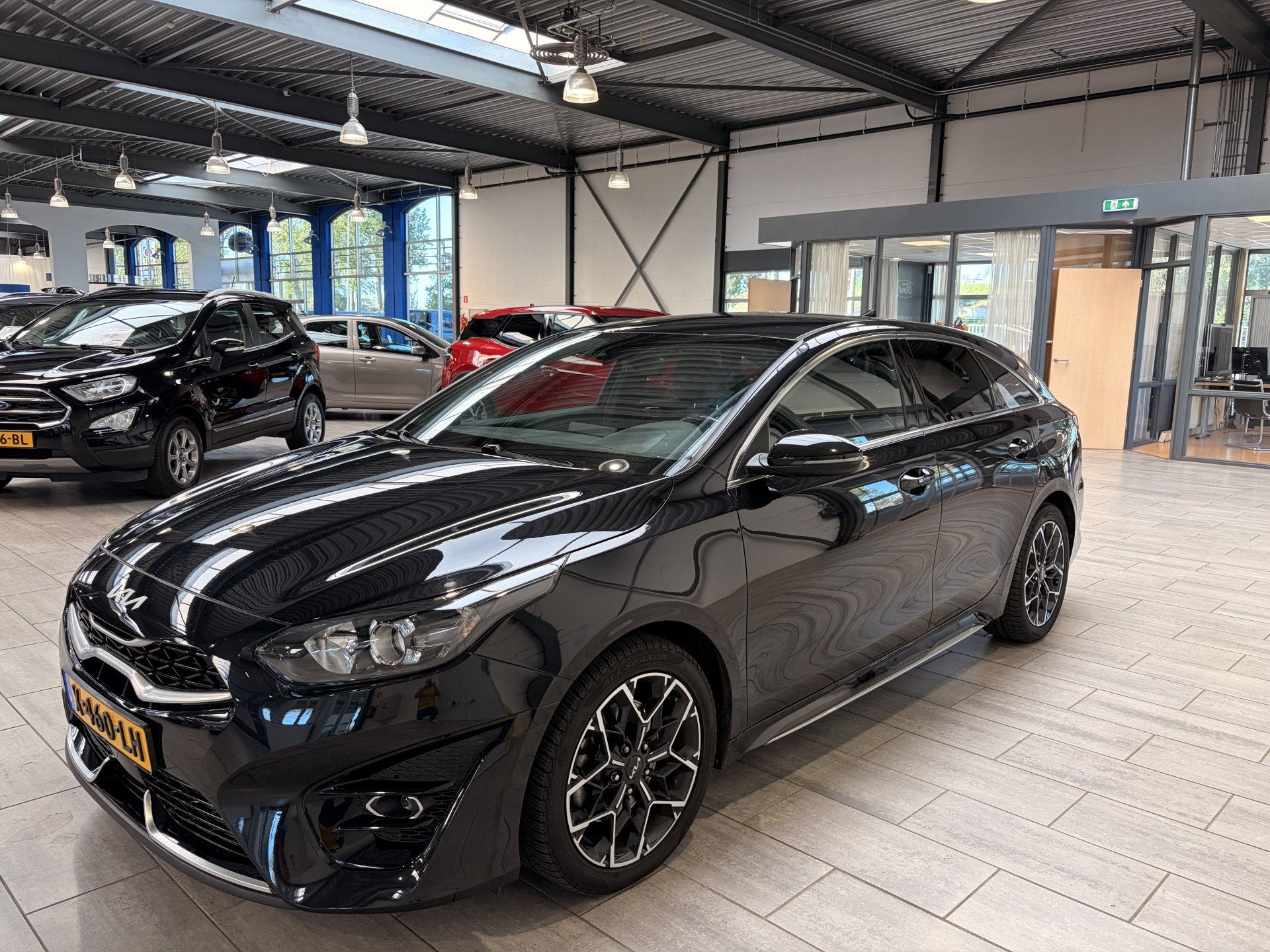 Kia ProCeed 1.5 T-GDi 160 pk GT-Line | Camera | Stoel- en st, Auto's, Gebruikt, 4 cilinders, 160 pk, Leder en Stof