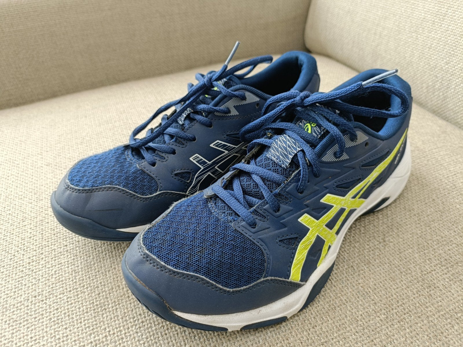 Asics Korfbal Indoorschoenen Maat 40, Ophalen of Verzenden, Gebruikt