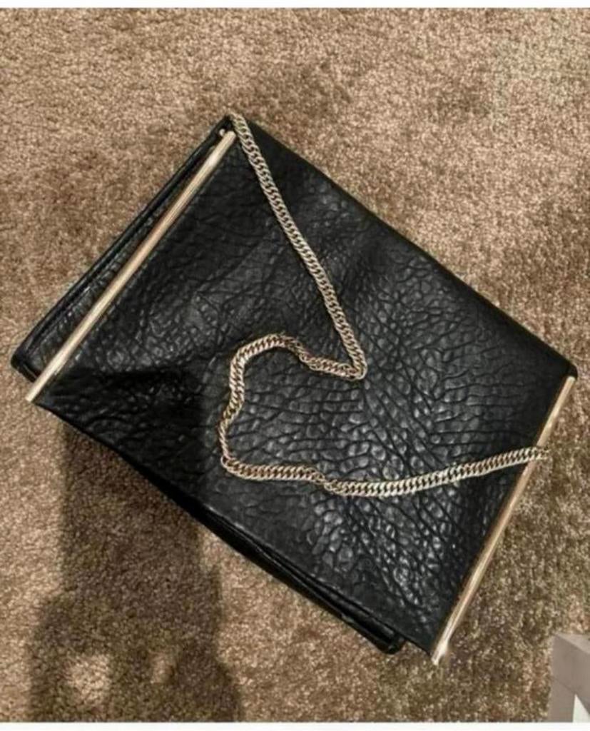 Zara zwarte tas met gouden details, Ophalen of Verzenden, Gebruikt, Zwart, Avondtasje
