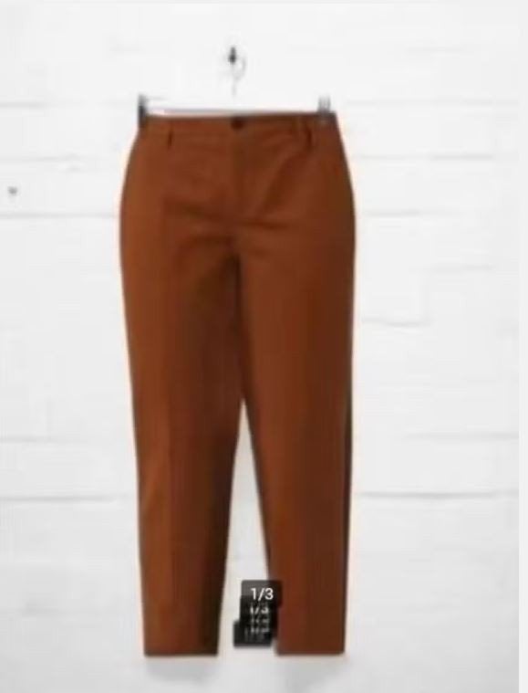 Closed - Cognacbruine chino maat W28 - Nieuw €190, Bruin, Closed, Nieuw, Ophalen of Verzenden