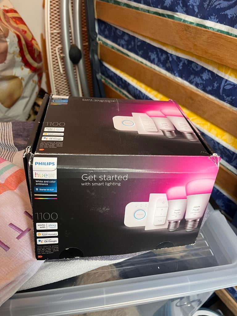Philips Hue Starter Kit E27 White and Color Ambiance, Led-lamp, 60 watt of meer, Zo goed als nieuw, E27 (groot)