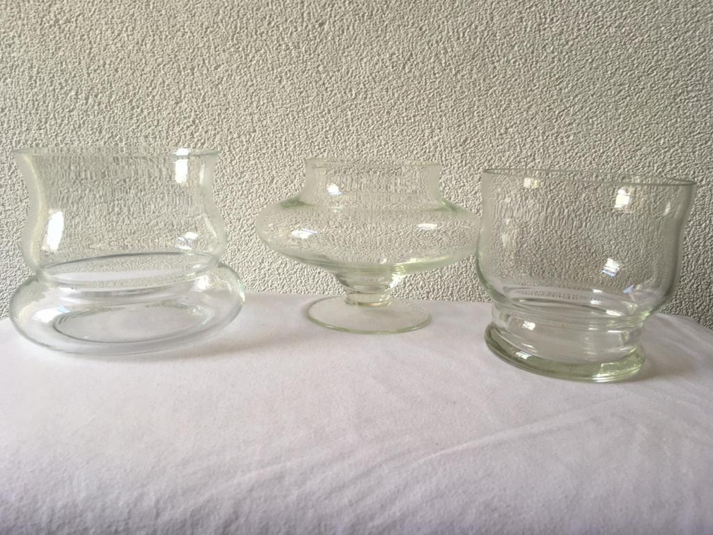 3 Glazen Vazen op Voet 0m er een leuk bloemstuk op te maken, Ophalen of Verzenden