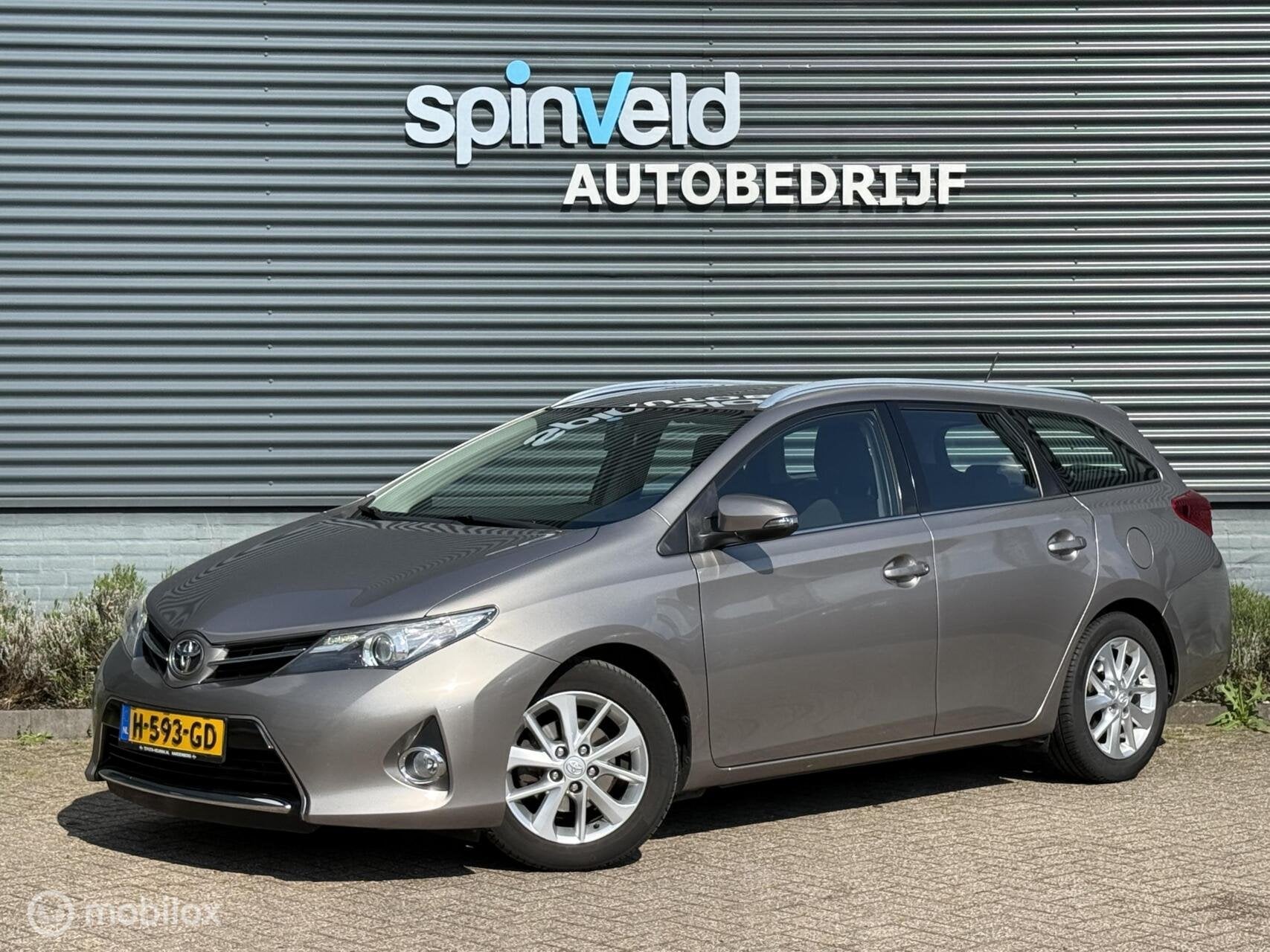 Toyota Auris 1.3 Aspiration -Camera - Trekhaak - Climate -, Auto's, Toyota, Voorwielaandrijving, Euro 5, 450 kg, Gebruikt