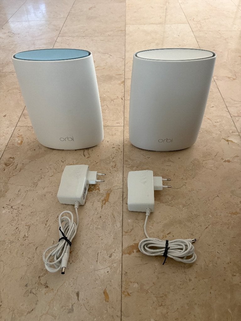 Netgear Orbi RBR50 Router  + Satelliet, Ophalen of Verzenden, Gebruikt, Router, NETGEAR