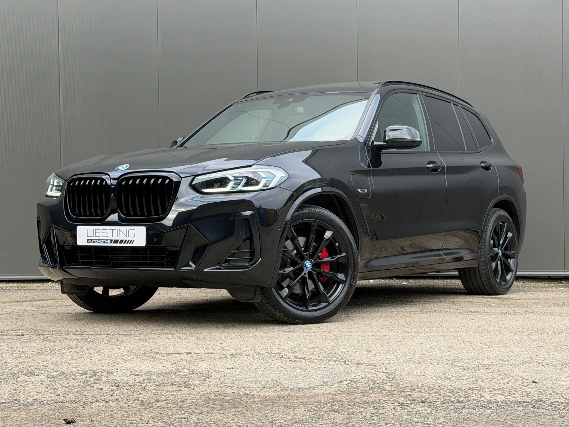 BMW X3 XDrive30e M-Sport Pro - Pano Trekhaak H/K 360 Laser, Zwart, 2000 kg, Zwart, Bedrijf