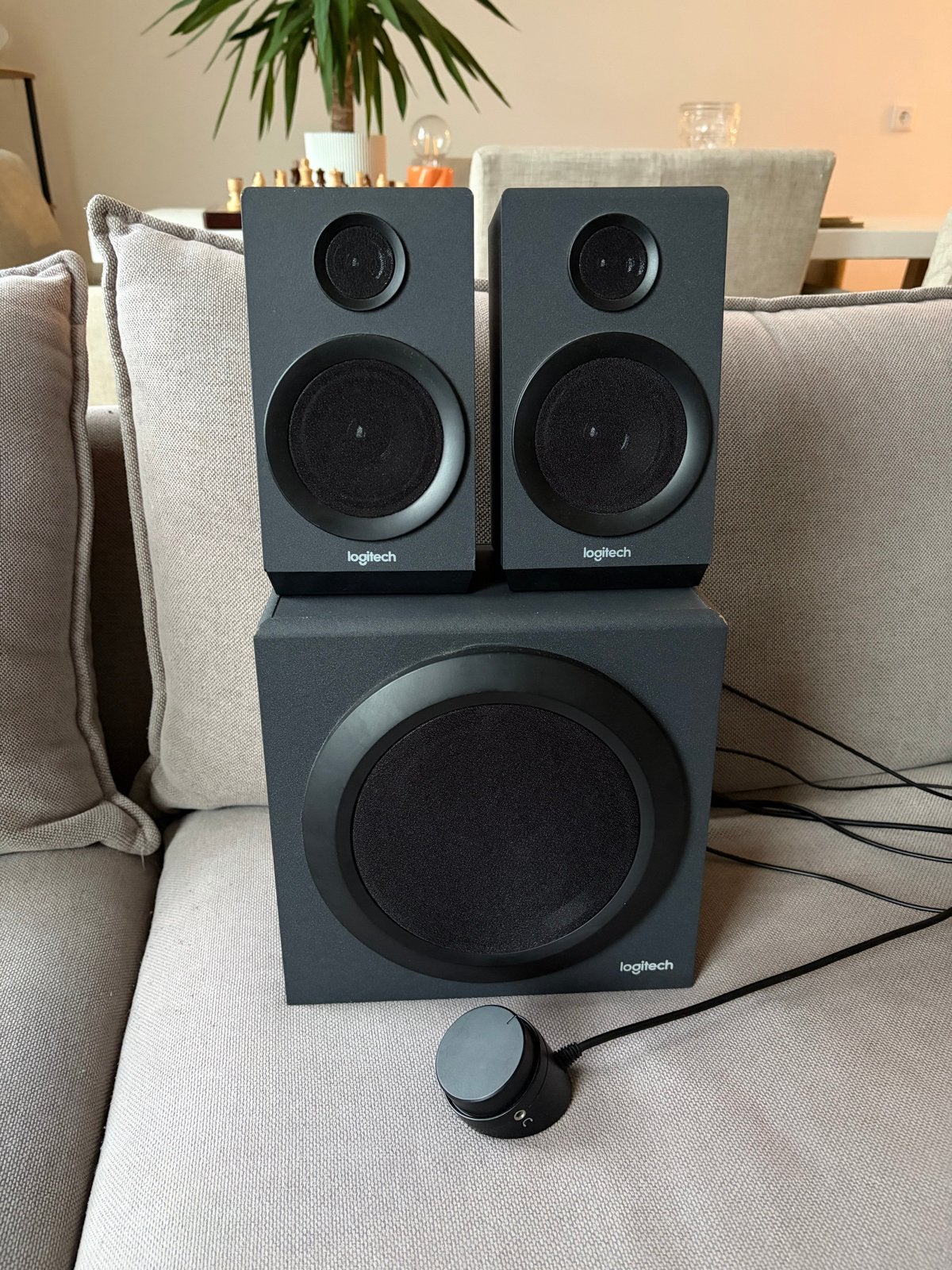 Logitech Z333 2.1 Speakerset met Subwoofer, Computers en Software, Ophalen, Zo goed als nieuw, Audiokanaal 2.1