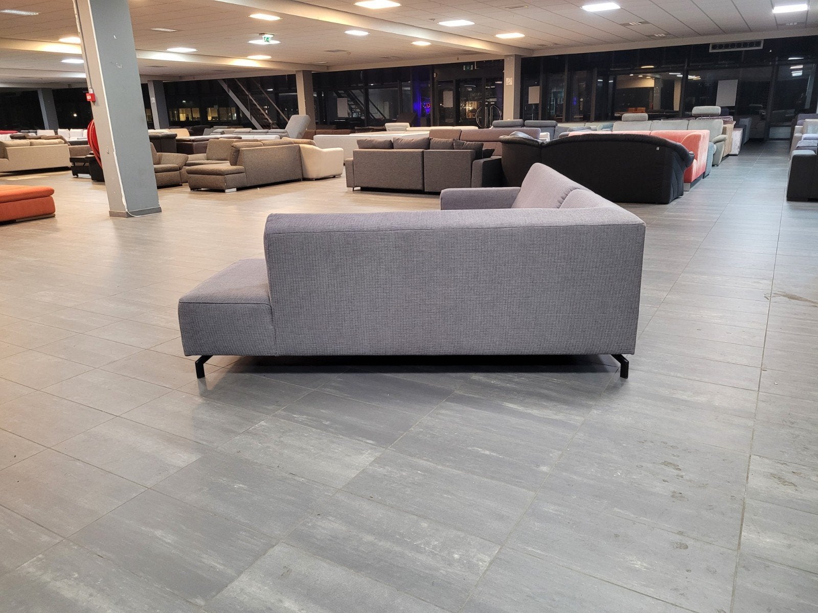 Foto 7 van ✅️️️️️️️ GEREINIGD grijs-lila hoekbank 270x220 | BEZORGEN