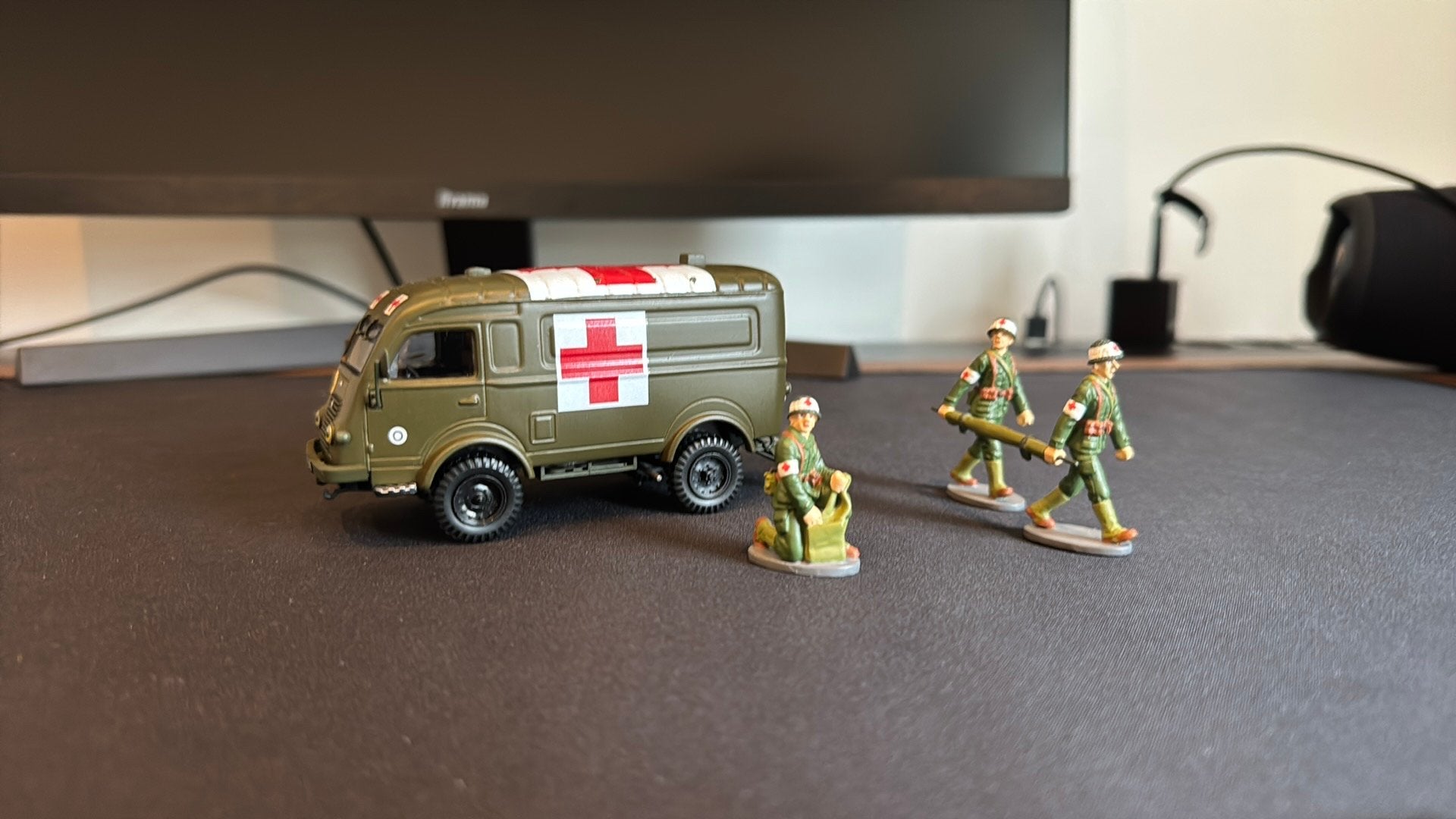 Militaire ambulance met figuren, Ophalen of Verzenden, Nieuw