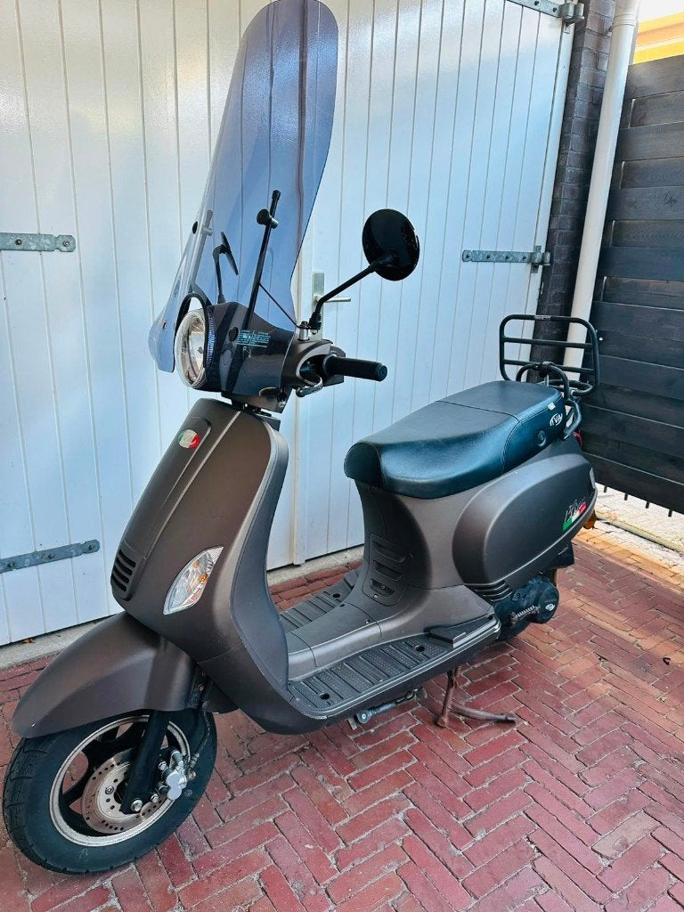 La souris 50cc 4 takt 2017, Zo goed als nieuw, Benzine, Ophalen, Overige merken
