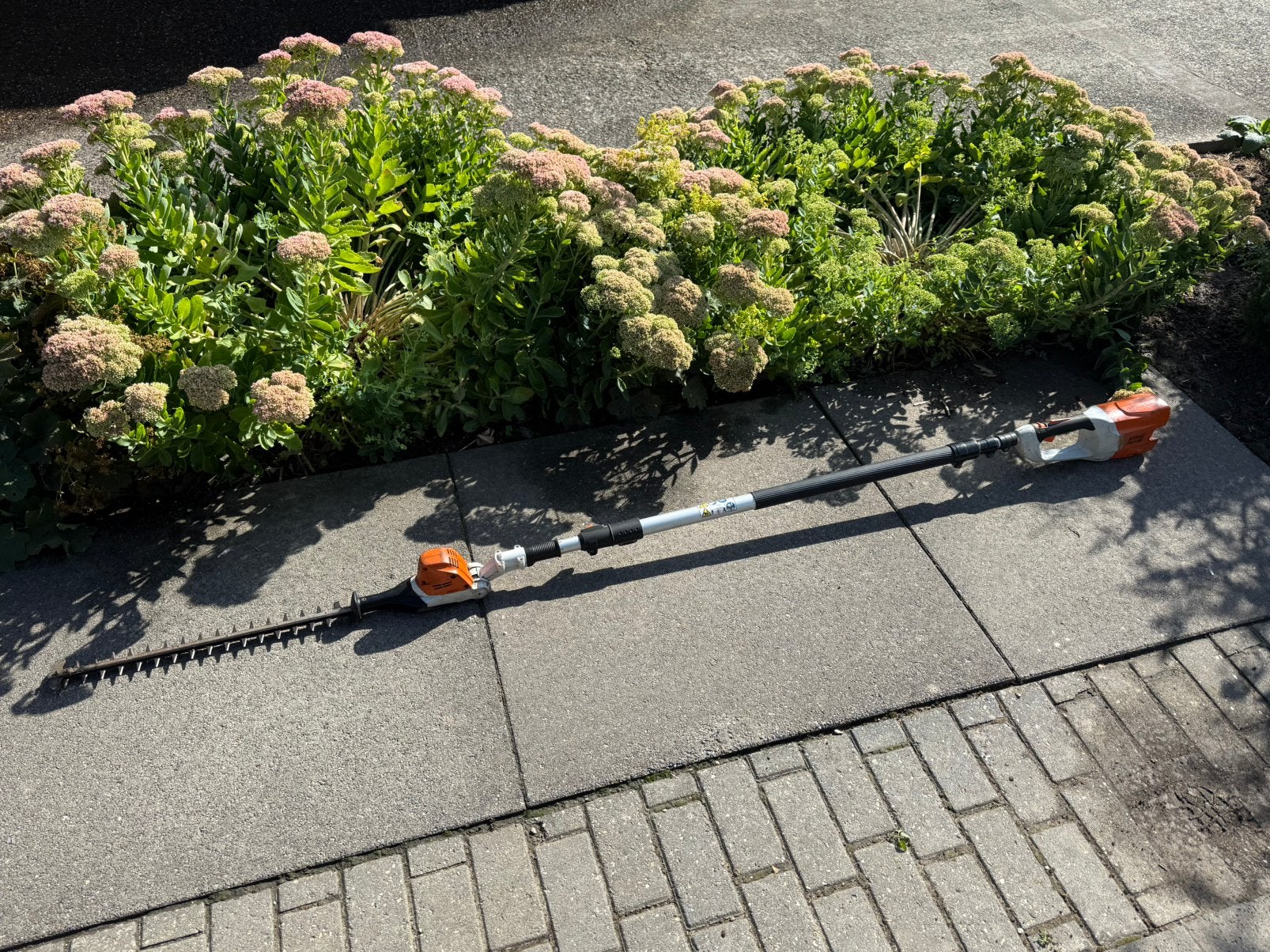 Stihl HLA85 stokheggenschaar op accu, Ophalen, Gebruikt, Accu