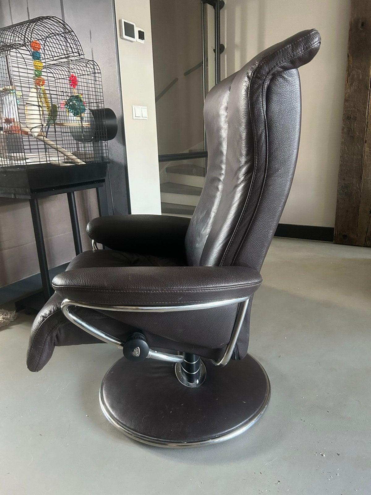 Stressless bruin leren relax stoel, Ophalen, Gebruikt, Twee, Bruin