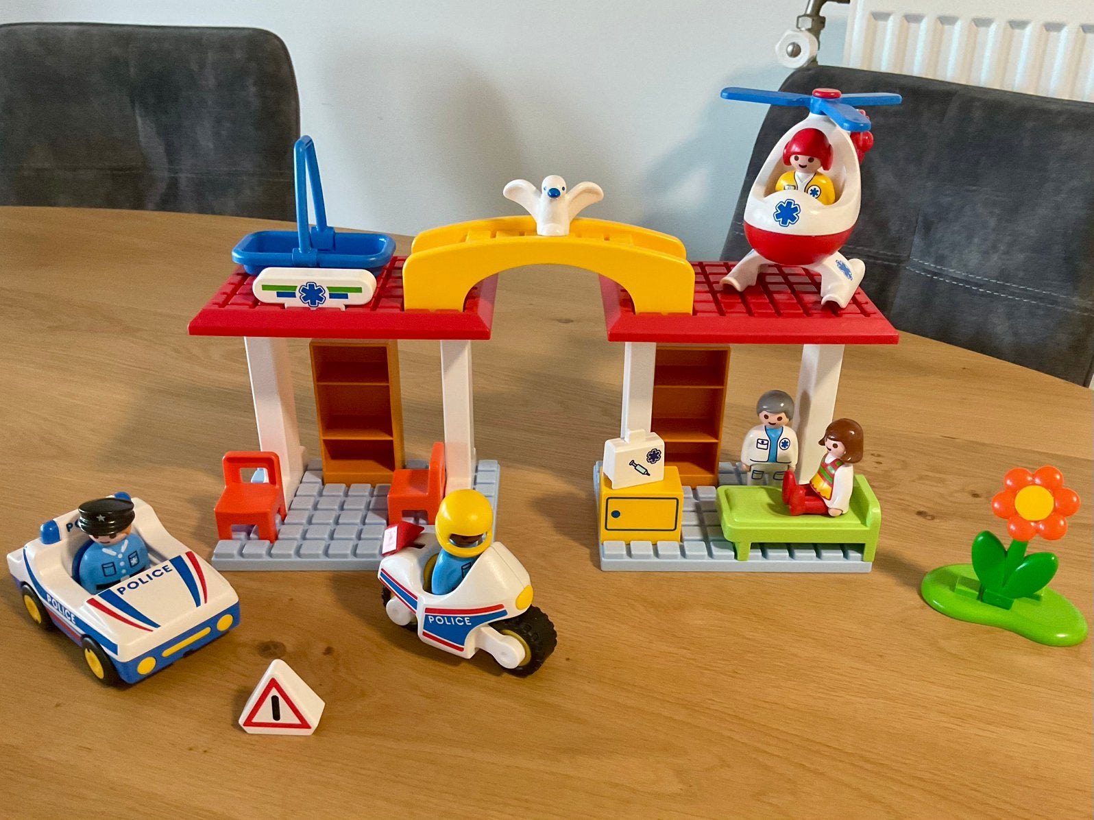 Playmobil 123 : Ziekenhuis en politie - compleet - 5046, Ophalen, Zo goed als nieuw