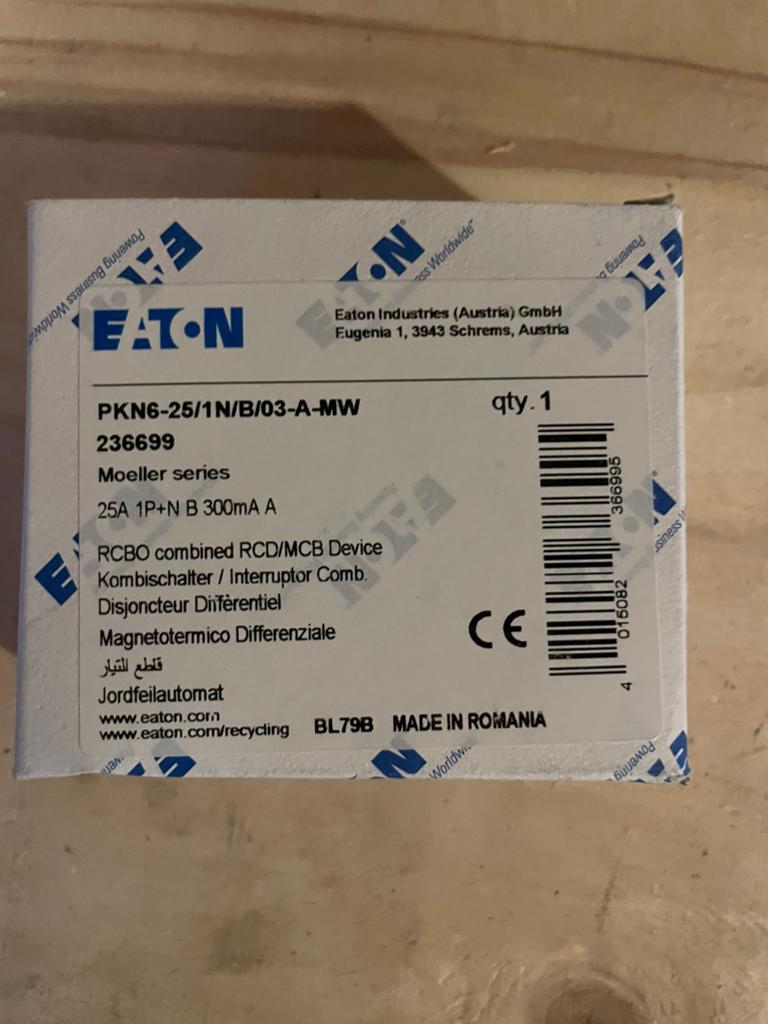 Nieuwe Eaton aardlekautomaat 1P+N B25 300mA PKN6-25/1N/B/03, Ophalen of Verzenden, Nieuw