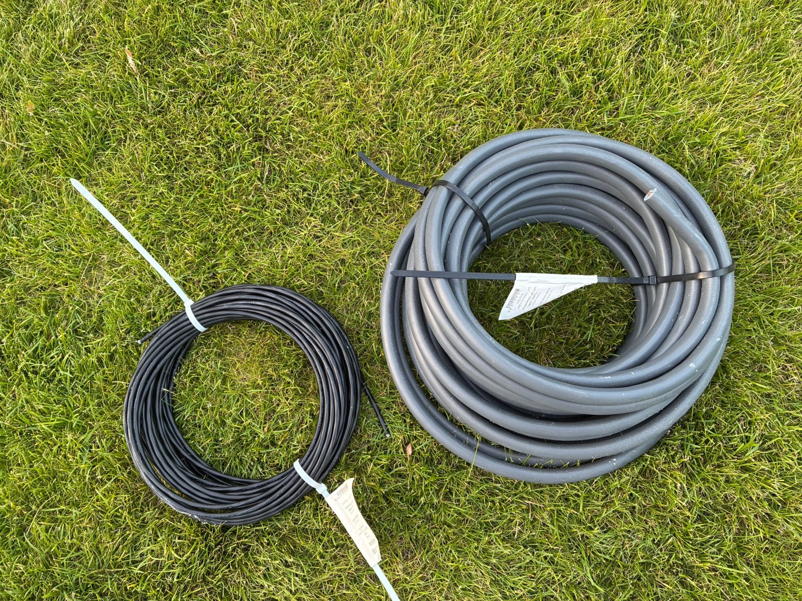 Kabels laadpaal (23m) - Grondkabel + Internetkabel, Doe-het-zelf en Verbouw, Elektra en Kabels, Ophalen, Nieuw, Kabel of Snoer