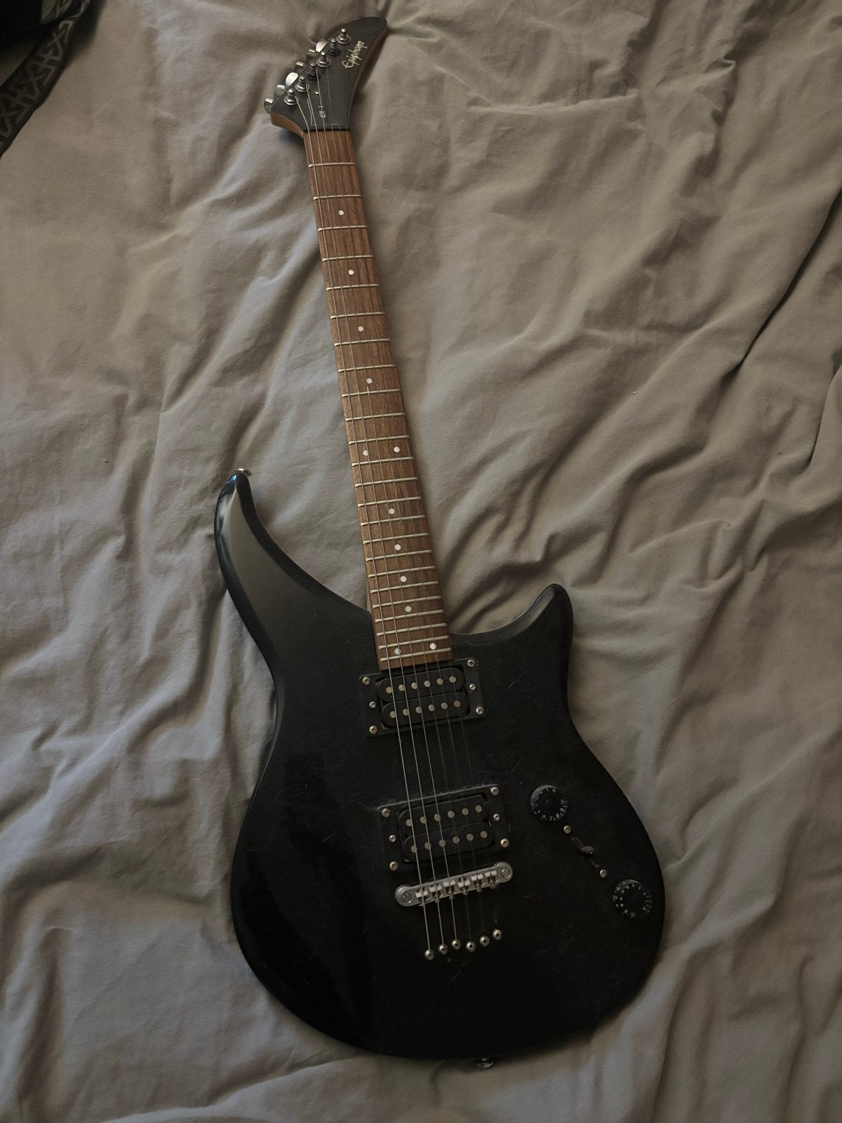 Epiphone EM-1 elektrische gitaar - Zwart, Solid Body, Muziek en Instrumenten, Ophalen of Verzenden, Gebruikt, Solid body, Epiphone