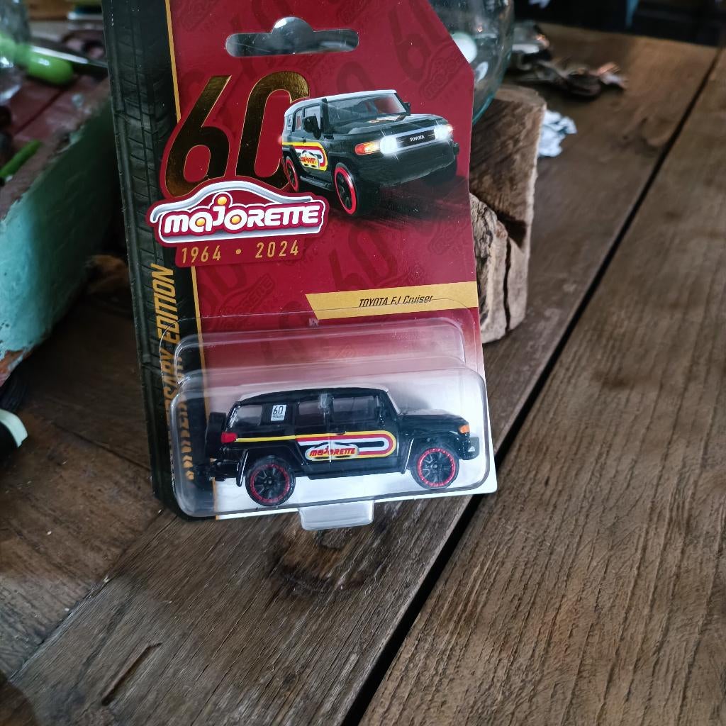 Majorette 60TH Anniversary Edition Toyota FJ Cruiser, Ophalen of Verzenden, Nieuw, Auto