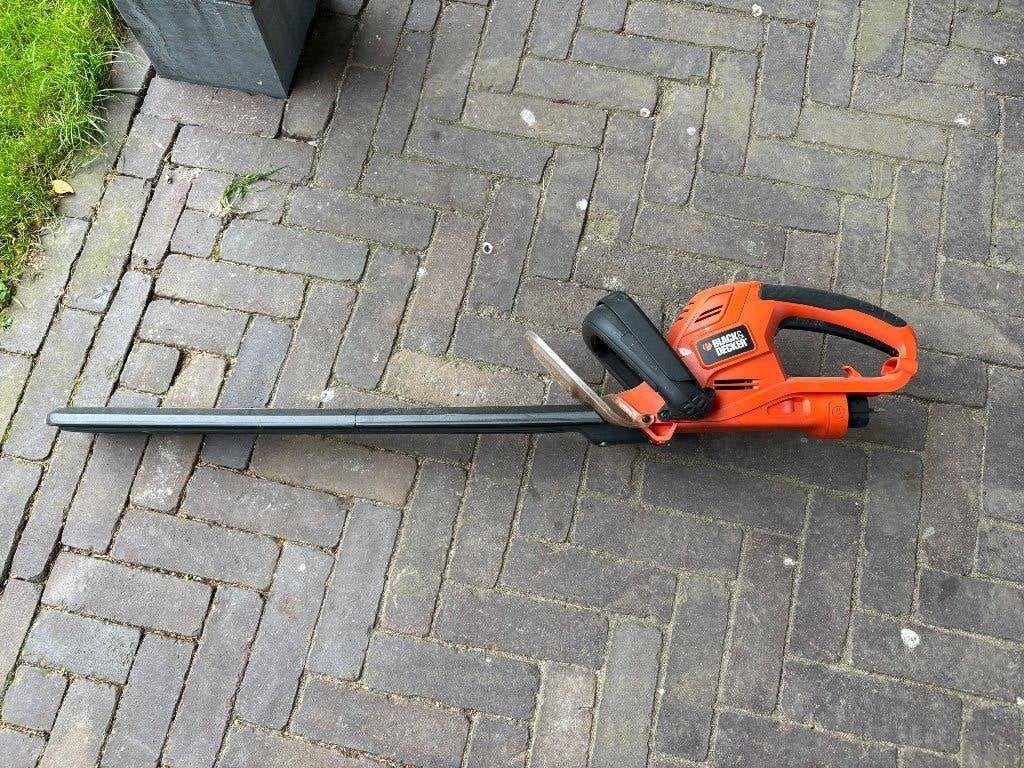 Black and Decker Heggenschaar, Tuin en Terras, Heggenscharen, Ophalen, Gebruikt, Elektrisch, BLack + Decker.