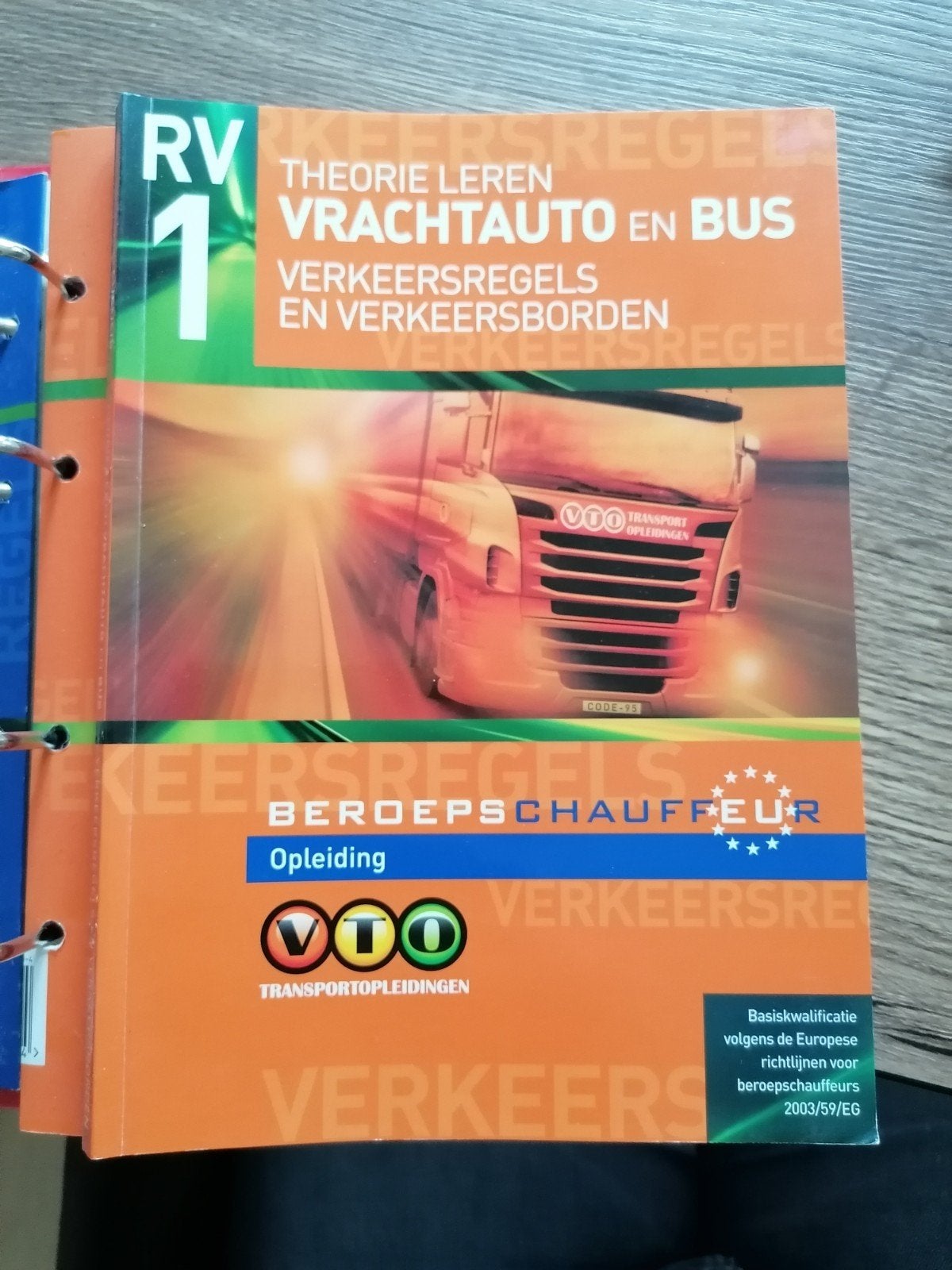 Vrachtwagen theorie boeken, Boeken, Ophalen of Verzenden, Alpha, Gelezen, Niet van toepassing