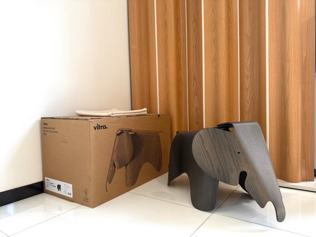 Vitra Eames Plywood Elephant 75th Anniversary Edition NIEUW, Antiek en Kunst, Kunst | Designobjecten, Object, Hout, Grijs, Gemerkt