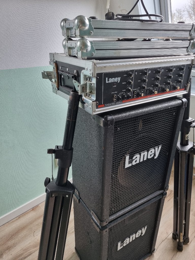 Laney (eind)versterker Theatre 120x4 + speakers, Ophalen, Gebruikt, Minder dan 500 watt, P.A.