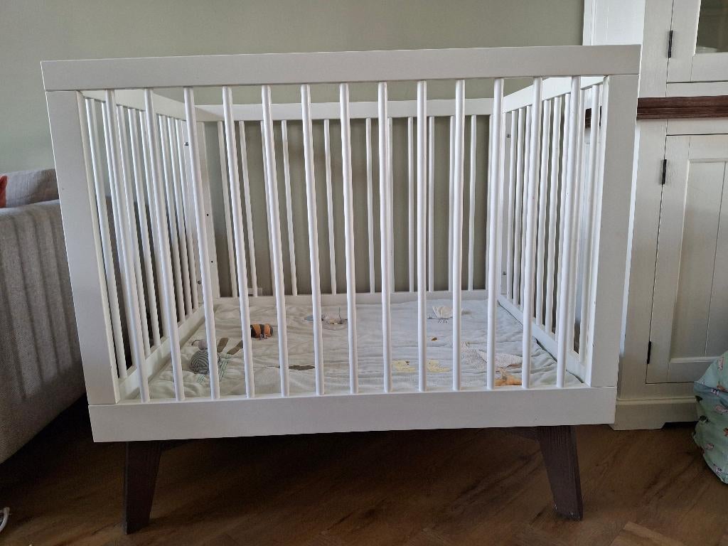 Kidsmill Sixties Box Wit/Walnoot, Ophalen, Gebruikt, Vierkant, In hoogte verstelbaar