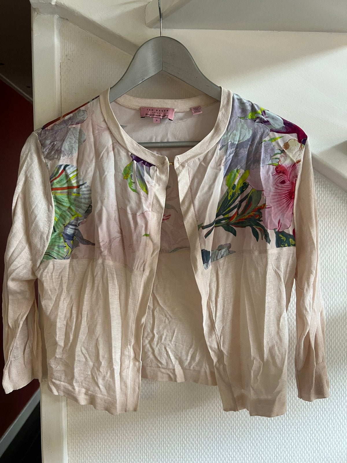 Ted Baker zijden Vestje met Bloemenprint - Maat M, Ophalen of Verzenden, Zo goed als nieuw, Maat 38/40 (M), Beige