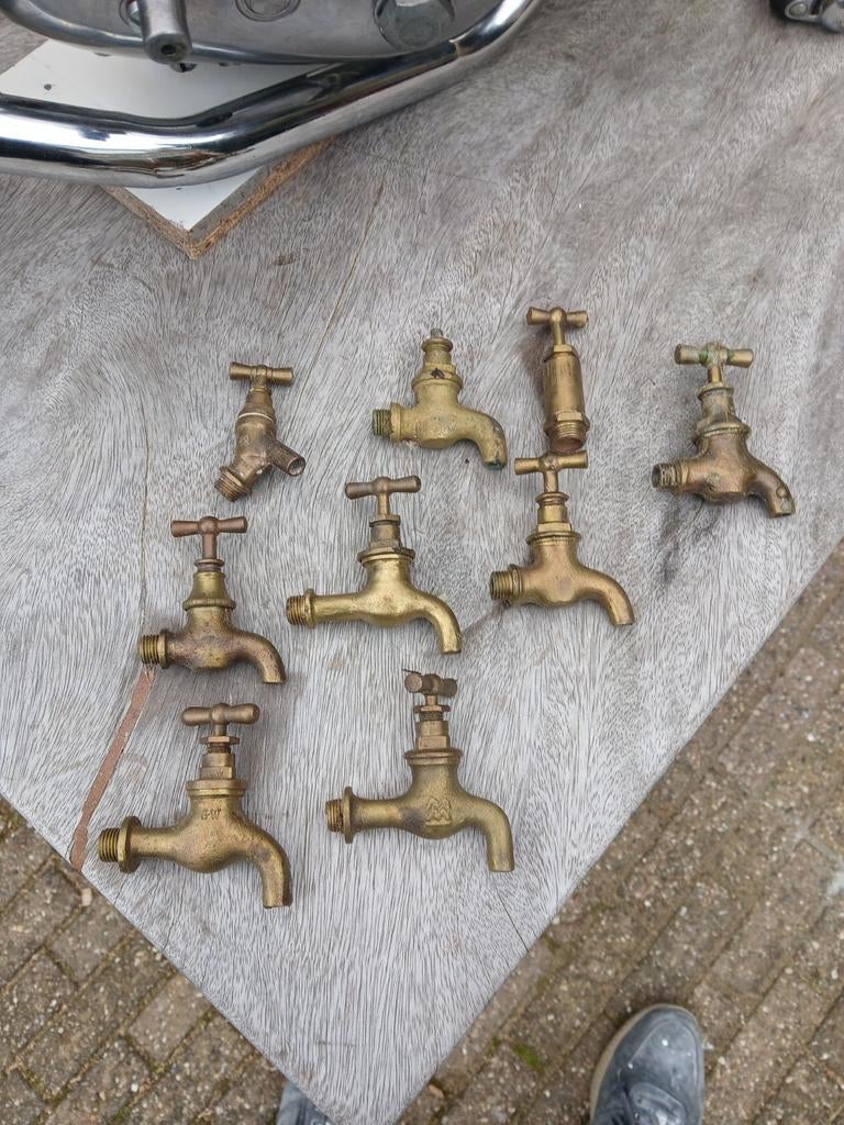 Lot antieke messing kranen, diverse modellen, Ophalen of Verzenden