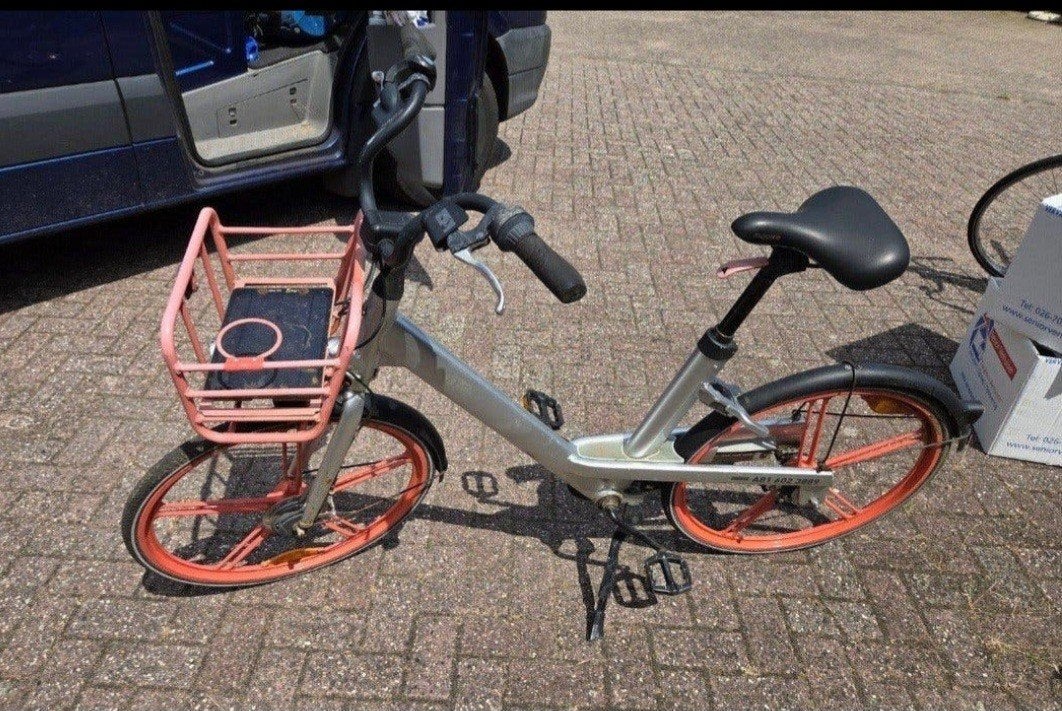stadsfiets met rubberen banden nooit meer een lekkeband, Ophalen of Verzenden