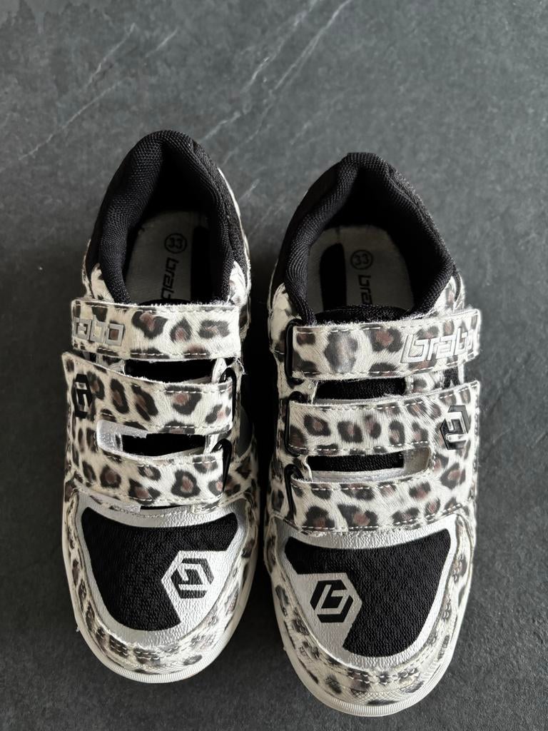 Brabo hockeyschoenen zaal maat 33, Ophalen of Verzenden, Gebruikt, Jongen of Meisje, Sportschoenen