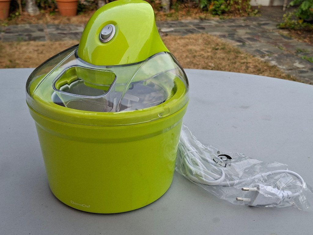 DomoClip DCM190 IJsmachine - Zelfvriezend - Groen, Ophalen, Zo goed als nieuw, Zelfvriezend