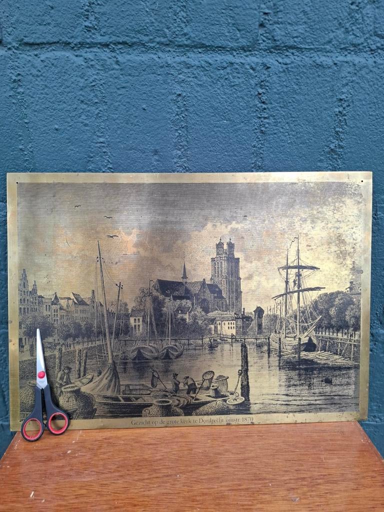 Antieke koperen plaat: Gezicht op Grote Kerk Dordrecht 1870, Antiek en Kunst, Ophalen, Koper