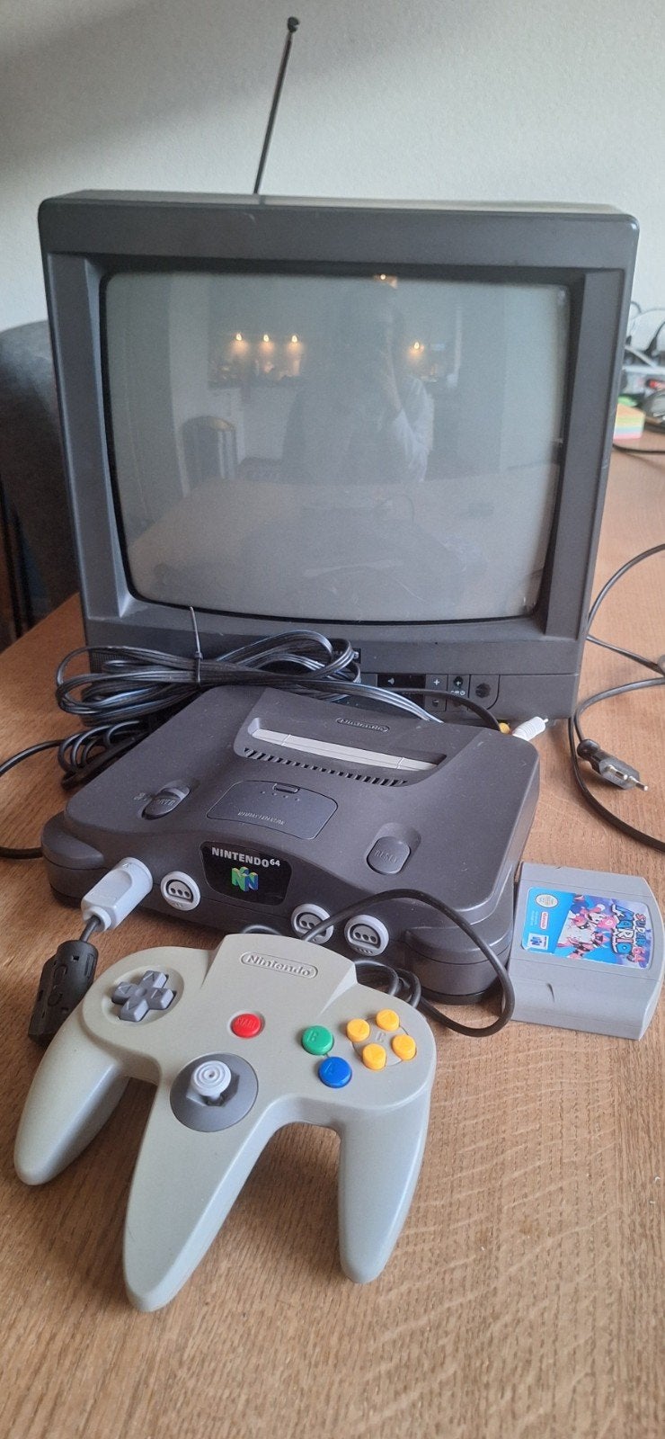 Complete n64 set met game+controller+kabels+tv, Ophalen of Verzenden, Zo goed als nieuw, Met 1 controller, Met games
