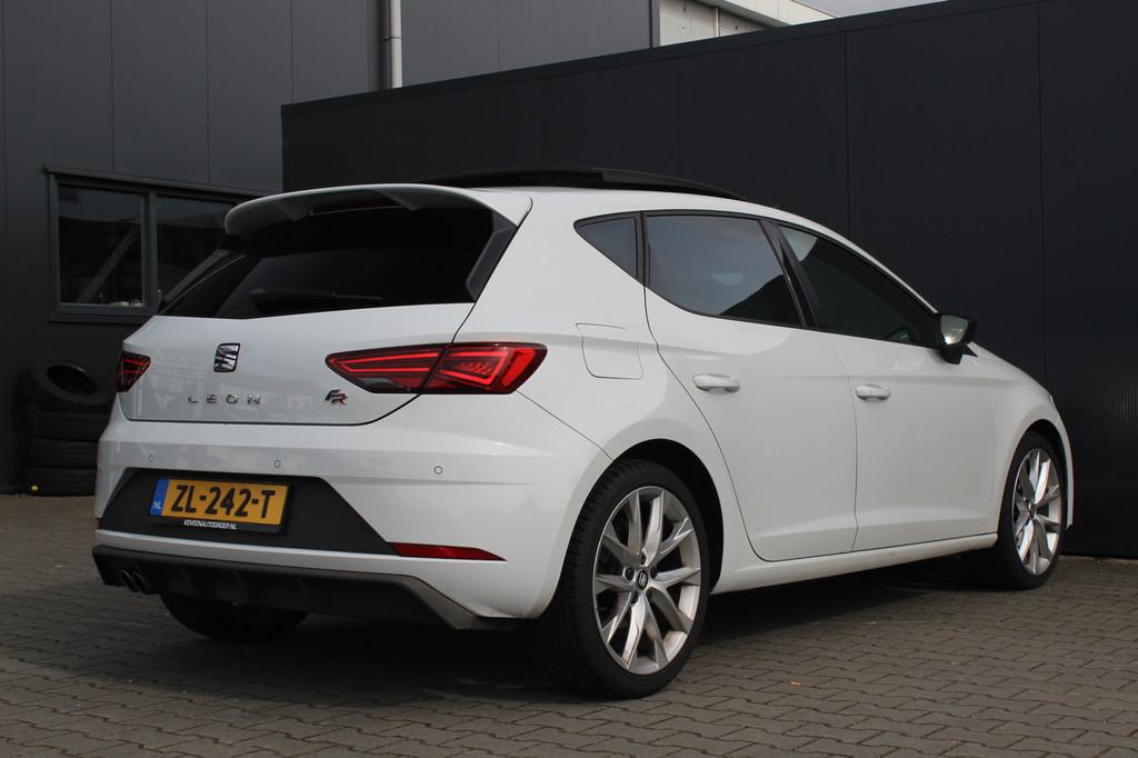 SEAT Leon 1.5 TSI FR Business Intense 185pk | Incl. 12 maand, 12 maanden, 4 cilinders, 620 kg, Leder