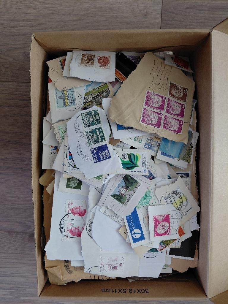 Partij postzegels diversen doos 2, Verzenden, Overige landen, Gestempeld