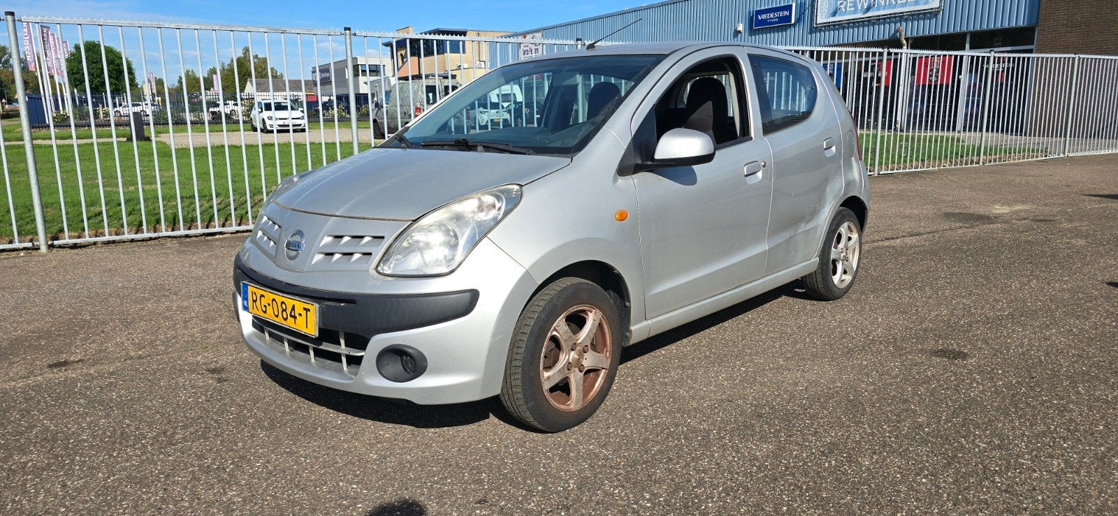 Nissan Pixo 5 deurs airco, Auto's, Voorwielaandrijving, 200 kg, 4 stoelen, Handgeschakeld