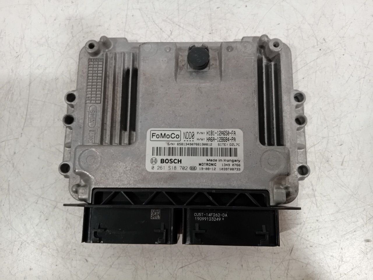Computer motormanagement Ford Fiesta, Onderdelen@venauto.nl, Van der Ven Autorecycling B.V., Gebruikt, Ettenseweg 76, 4706 PB Roosendaal, The Netherlands