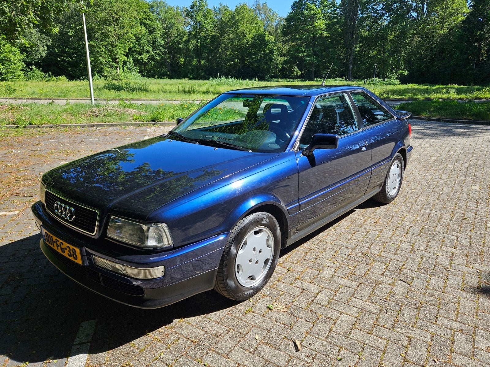 Audi Coupe 2.0 1997 nieuw apk!!, Auto's, Audi, Particulier, Coupe, ABS, Airbags, Boordcomputer, Centrale vergrendeling, Elektrische buitenspiegels