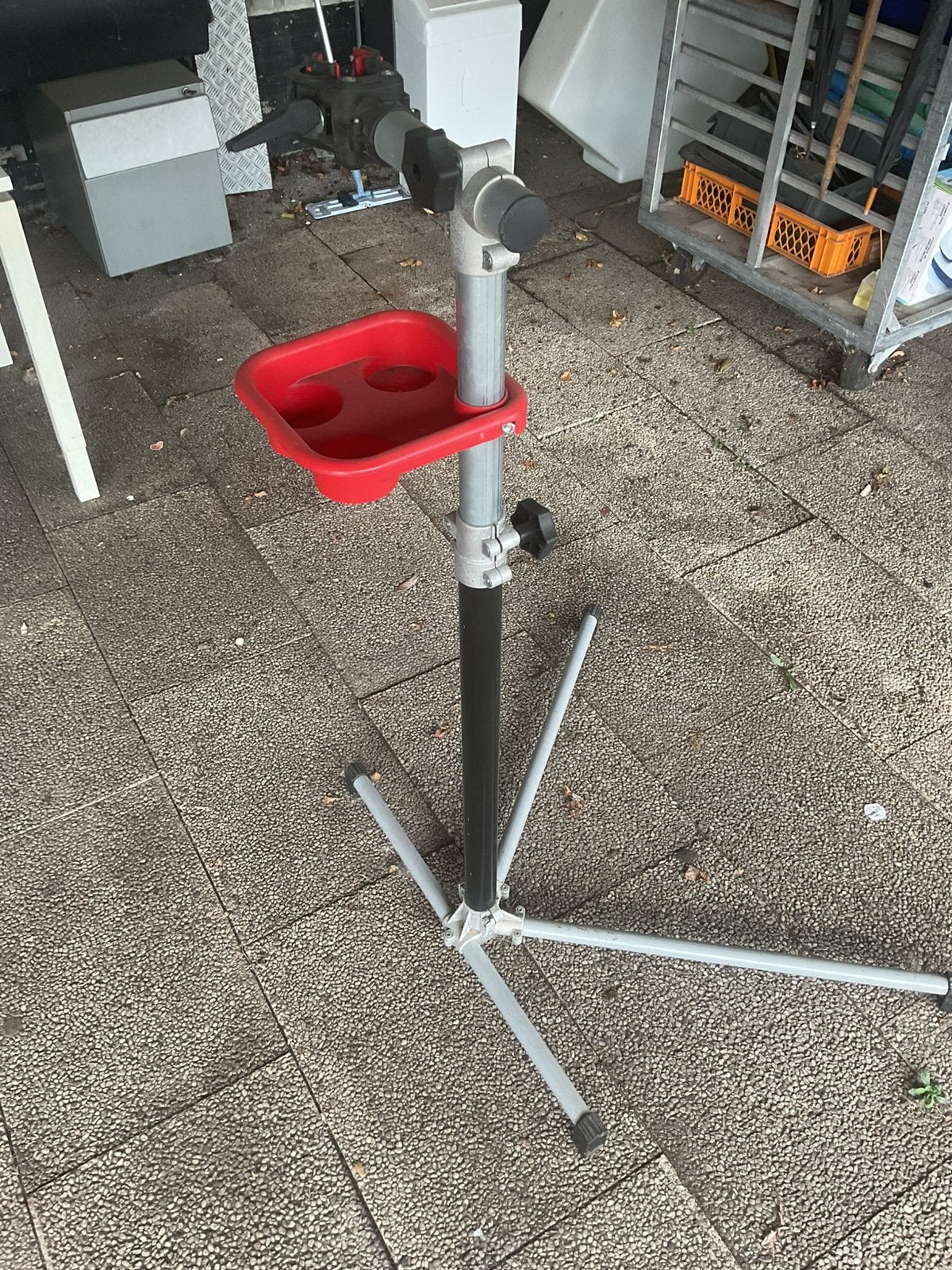 Fiets reparatie werkplaats standaard zeer stevig als nieuw, Ophalen, Zo goed als nieuw