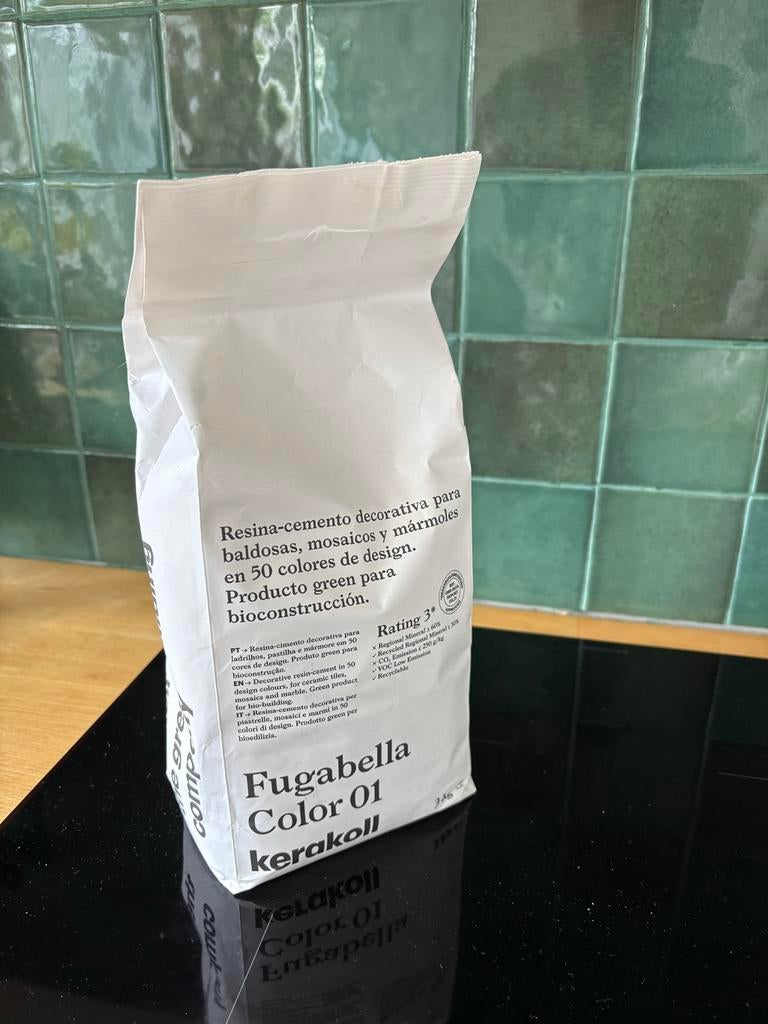 Kerakoll Fugabella Color 01 voegmortel, Doe-het-zelf en Verbouw, Tegels, Ophalen, Overige typen, Nieuw, Minder dan 20 cm