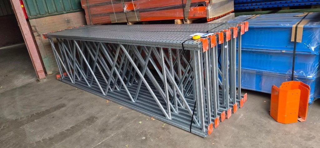 Palletstelling magazijnstelling set 8,42 mtr. nieuwstaat, Ophalen