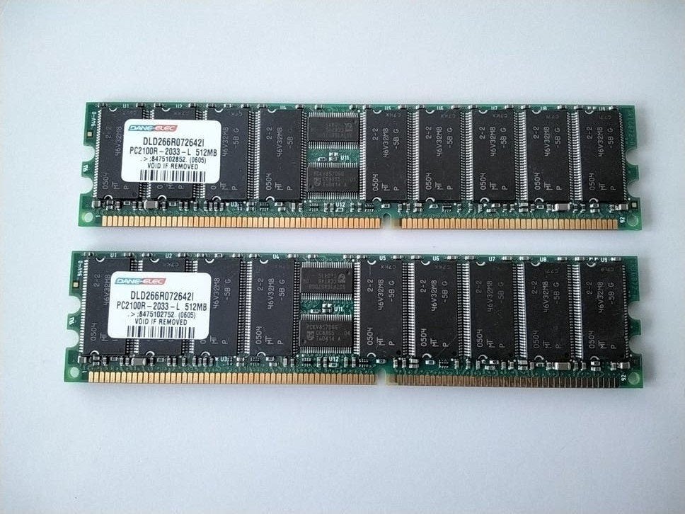Paar DDR1 266Mhz geheugenbankjes van 512mb, Computers en Software, Ophalen of Verzenden