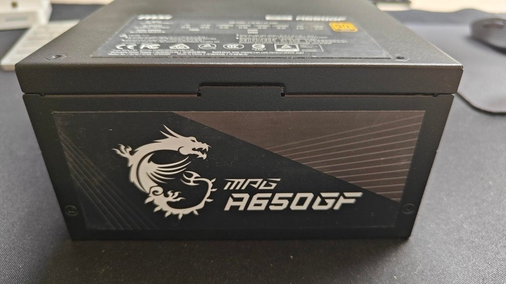 PSU 650watt, Ophalen of Verzenden, Zo goed als nieuw