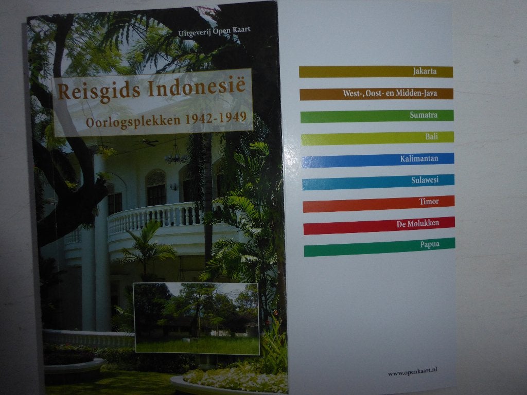 Reisgids Indonesië - Oorlogsplekken 1942-1949, Ophalen of Verzenden, Reisgids of -boek, Azië, Gelezen